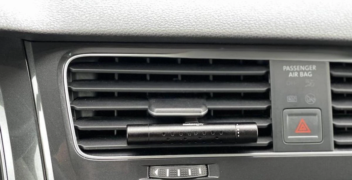 Luxe Auto Luchtverfrisser - 3 Aroma Geuren - Auto Verfrisser - Auto Luchtje - Zwart - Afbeelding 8